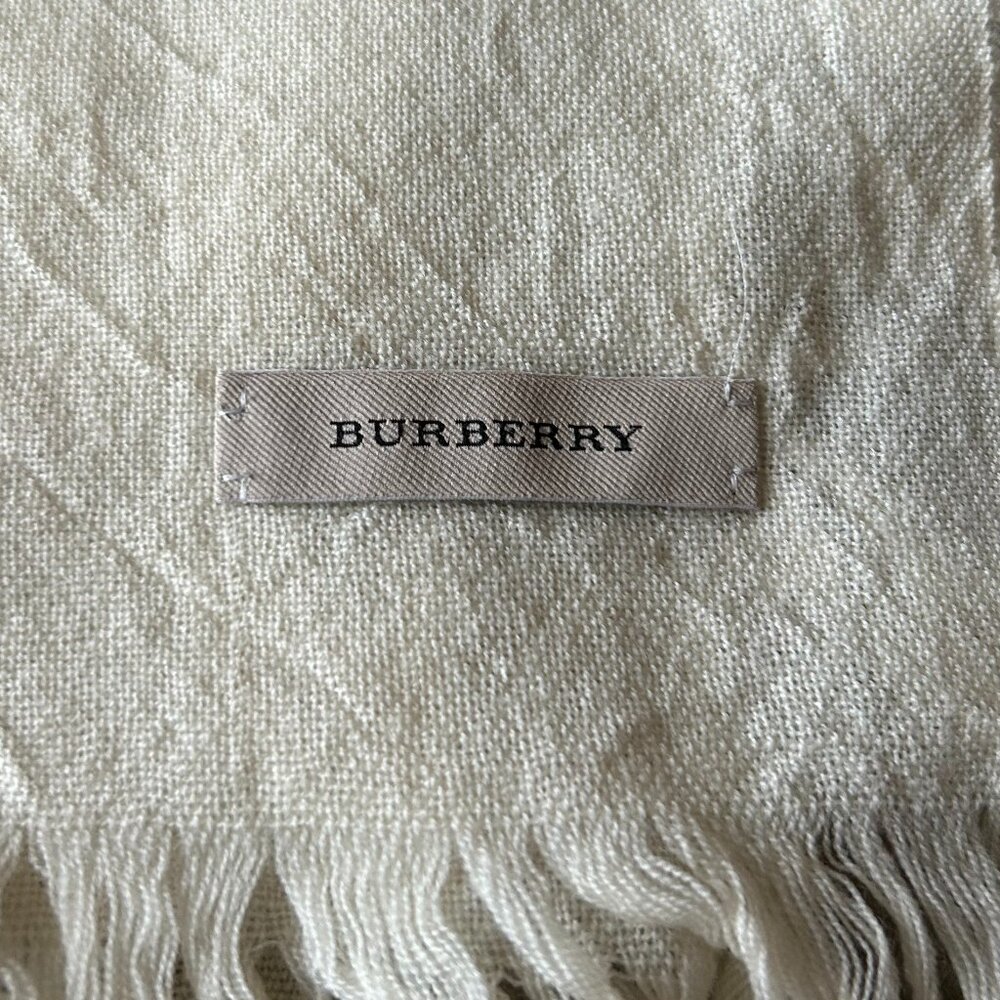 Burberry Large Check Merino Wool Scarf - Picture 3 of 5